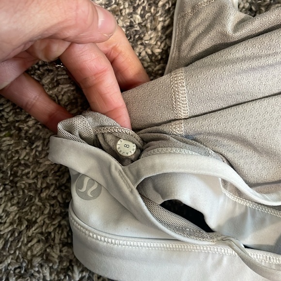 Lululemon Free to be Serene Bra size 8 - Picture 3 of 5
